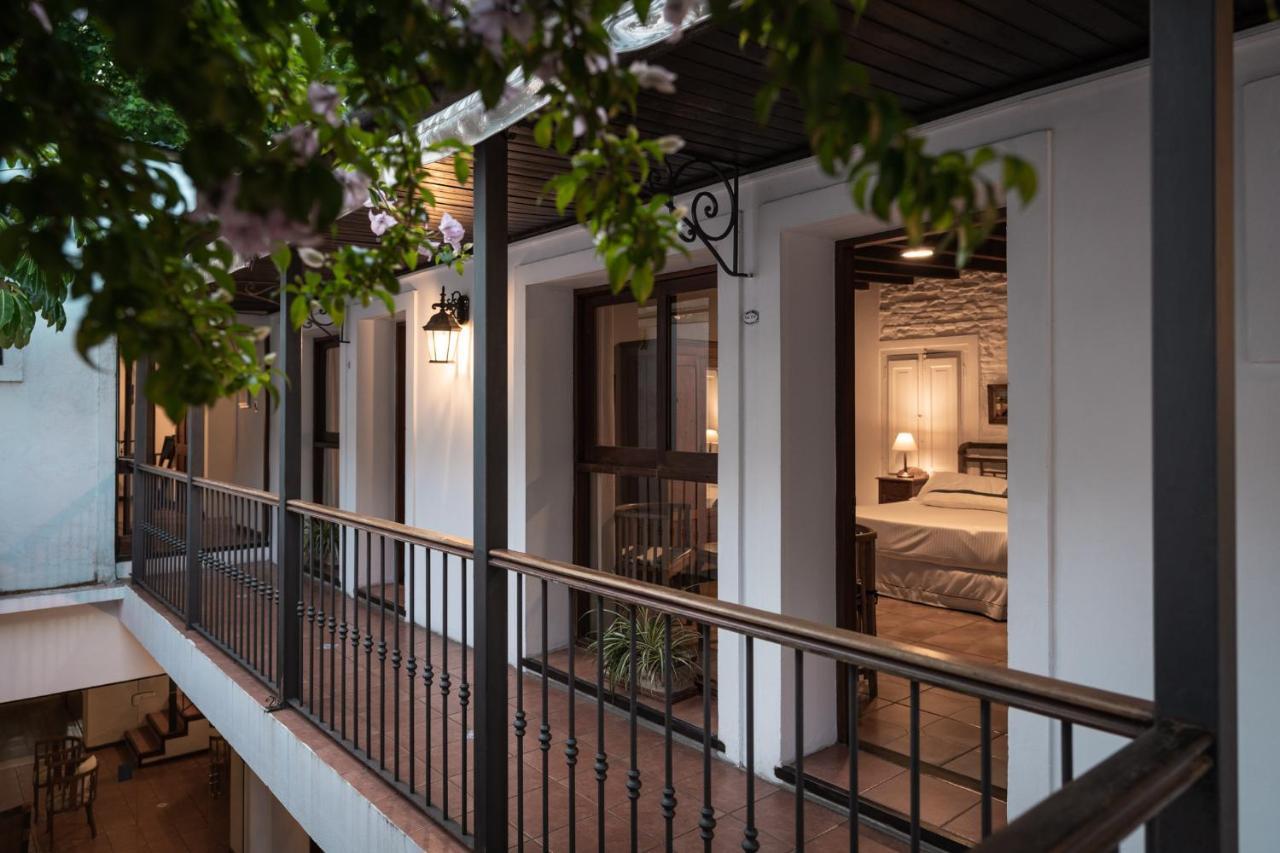 Posada Manuel Lobo Colonia del Sacramento Bagian luar foto