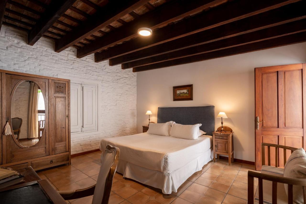 Posada Manuel Lobo Colonia del Sacramento Bagian luar foto
