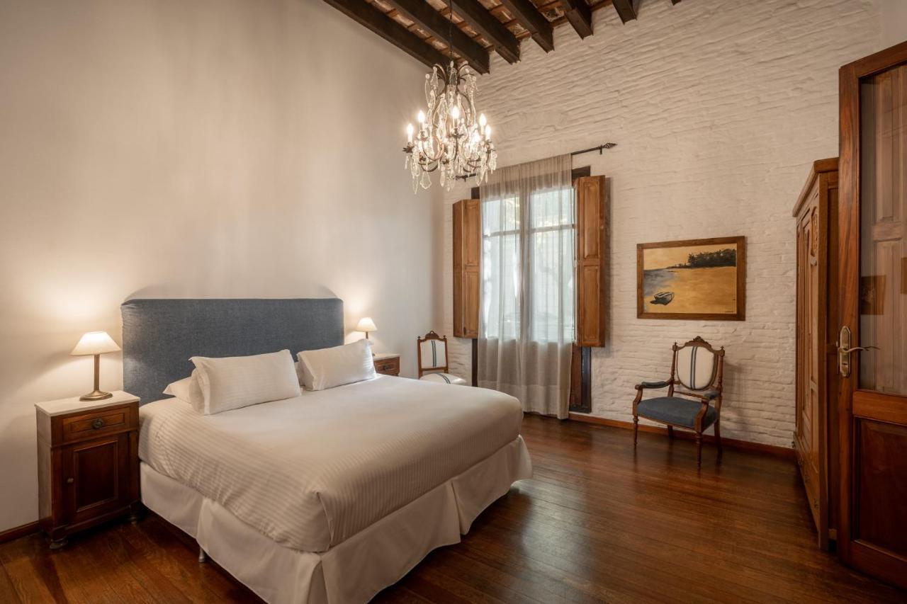 Posada Manuel Lobo Colonia del Sacramento Bagian luar foto