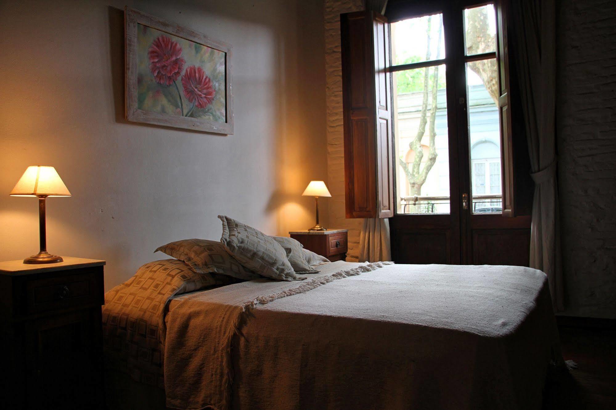 Posada Manuel Lobo Colonia del Sacramento Bagian luar foto