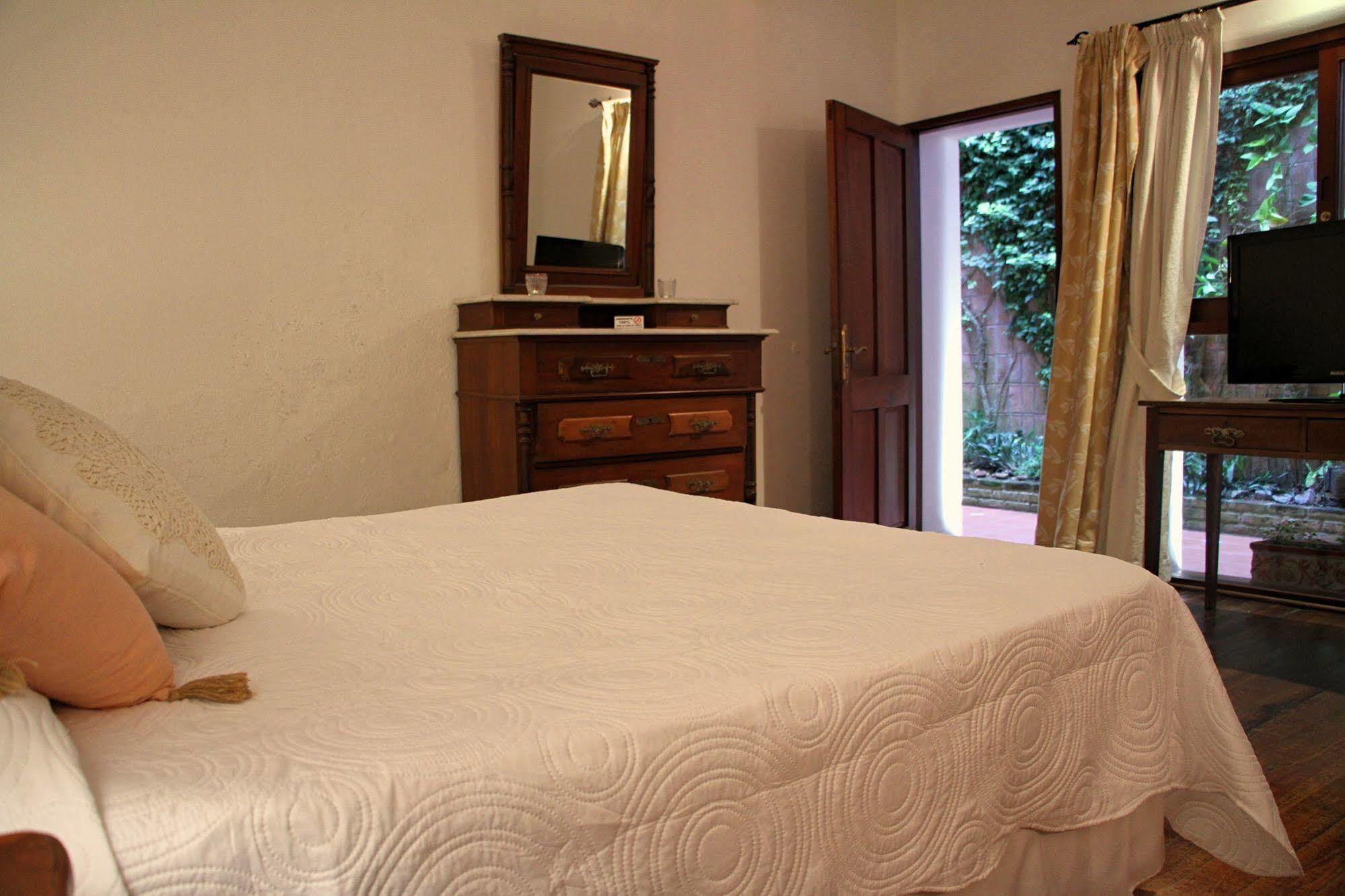 Posada Manuel Lobo Colonia del Sacramento Bagian luar foto